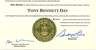 Tony Bennett Celebrates 95th Birthday With Final NYC Performances &#038; State Proclamation